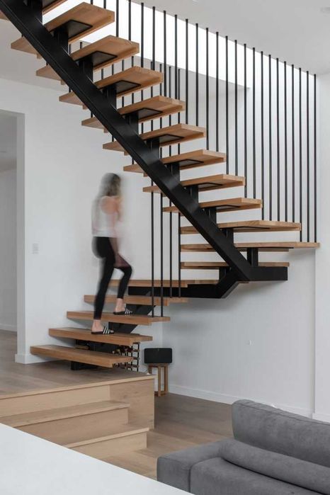 Schody dębowe, konstrukcja stalowa LOFT