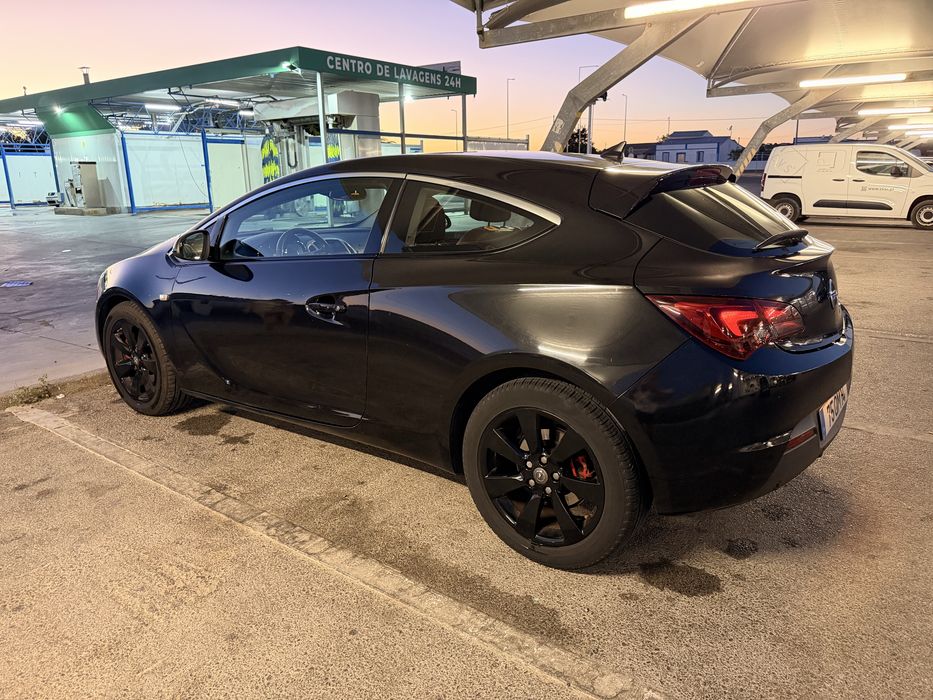 Opel Astra GTC J 1.6 CDTI 136cv | Full Extras | 134.000 km