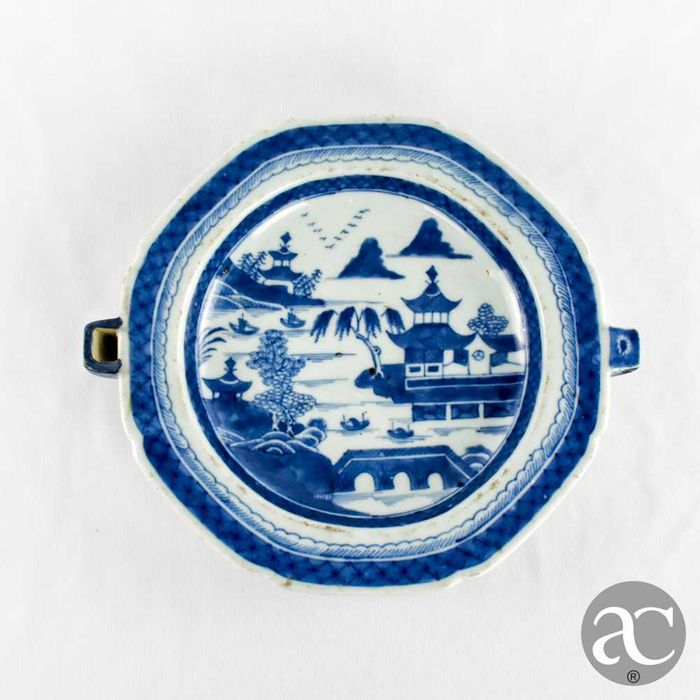 Prato "rechaud" porcelana chinesa, séc. XVIII Período Qianlong, Cantão