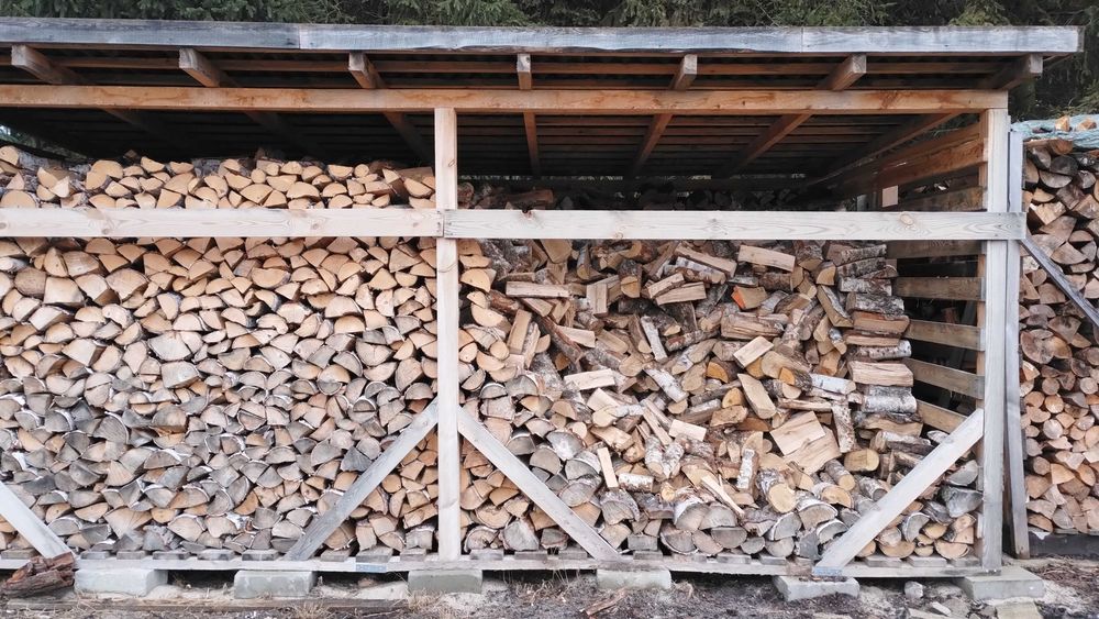 Gwarancja suche Drewno opałowe kominkowe sezonowane  wilgotność poniżej 20% akacja dąb buk grab