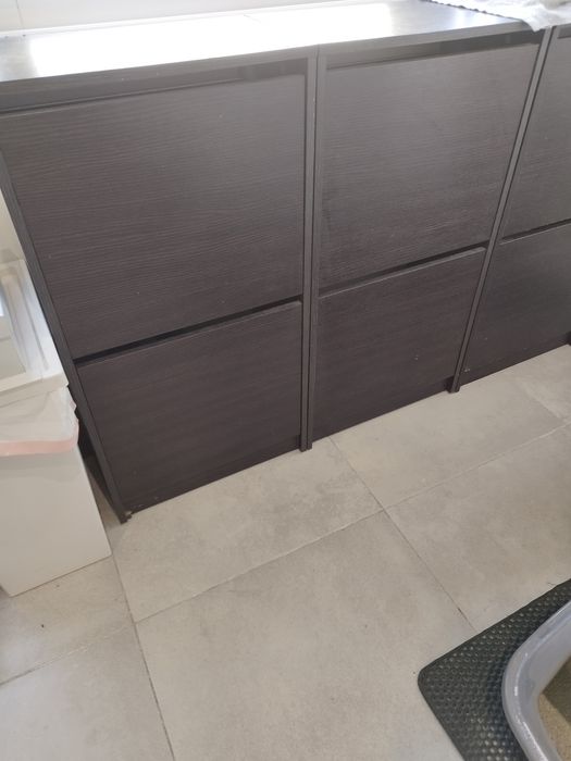 Sapateira ikea bissa