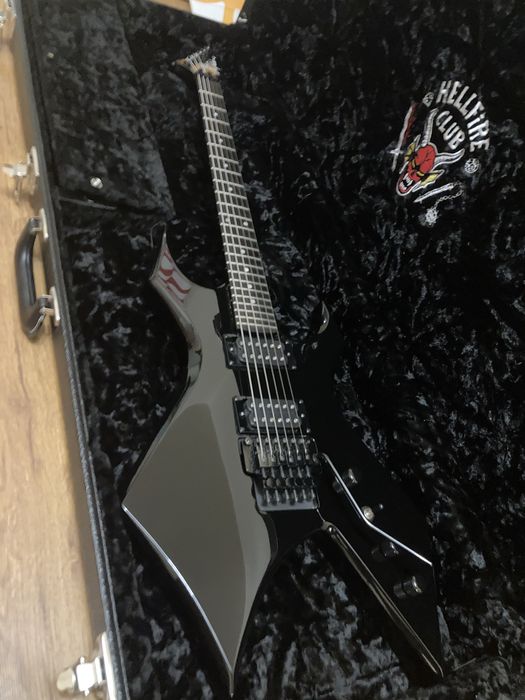 B.C. Rich X  Stranger Things Eddie Munson Warlock Black 2022