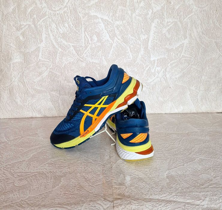 Кроссовки (Asics Gel Kayano) размр. 41-42