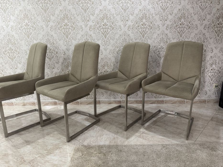 Conjunto 4 cadeiras em tecido
