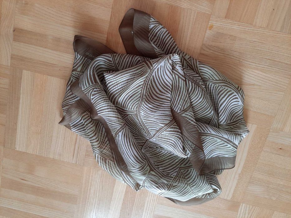 szal jedwabny WINDSMOOR