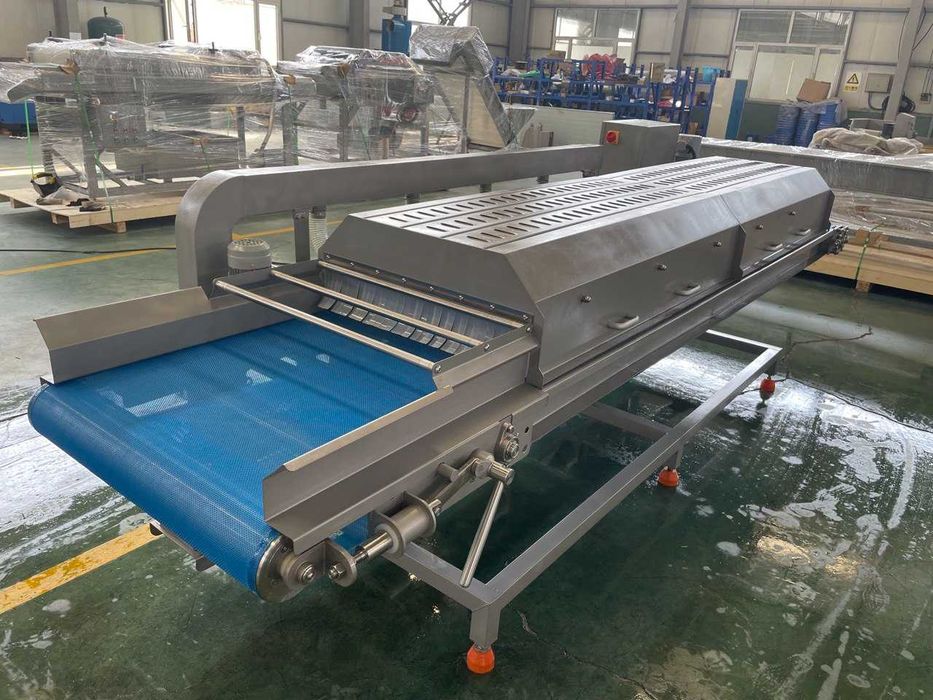 Сушарка тунельна для митих овочів, фруктів, зелені, ягід 4 метри