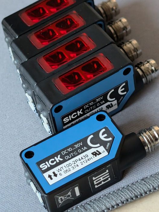 Czujnik optyczny odbiciowy SICK WT100 2P4439