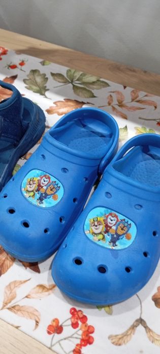 Crocsy i sandały 29 dla chłopca