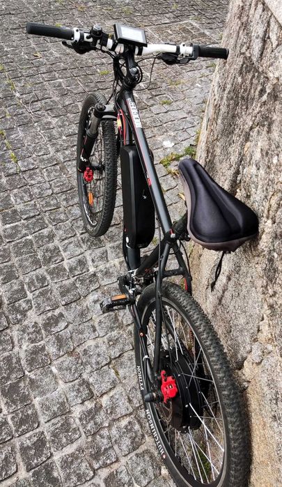 BTWIN ROCKRIDER 520 ELETRICA 1000W 
Bicicleta BTWIN Rockri