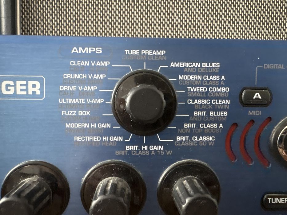 Behringer V-AMP Pro procesor przester gitarowy