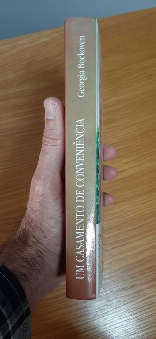Livro "Um Casamento de Conveniência" (Georgia Bockoven)