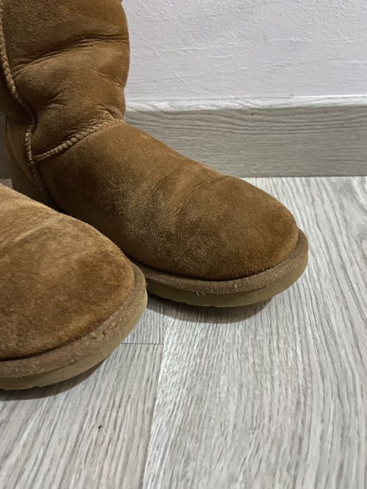 Bota UGG castanha