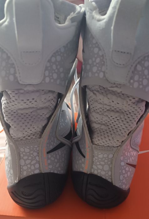 Обменяю  боксерки Nike Hyperko 2