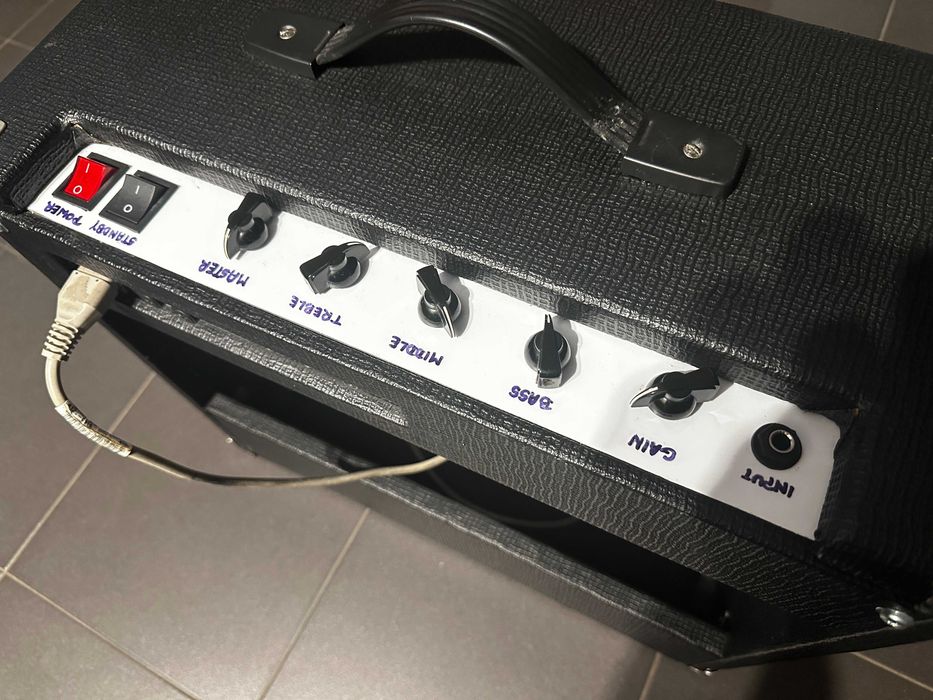 lampowy piec gitarowy combo głośnik eminence legend 12" lampy sovtek