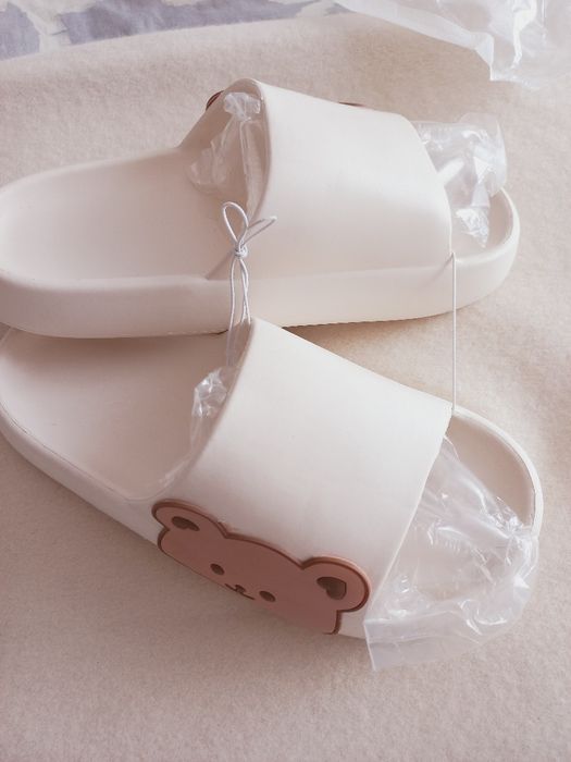 Klapki damskie rozmiar 36/37 -23,5 cm