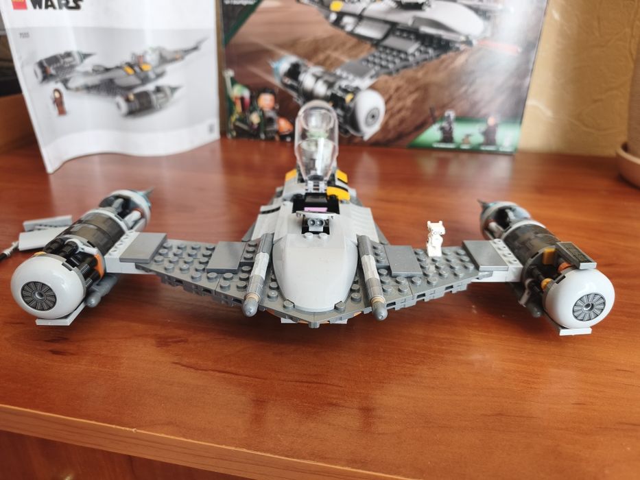 Конструктор LEGO Star Wars Мандалорський зоряний винищувач N-1 412 деталей (75325)