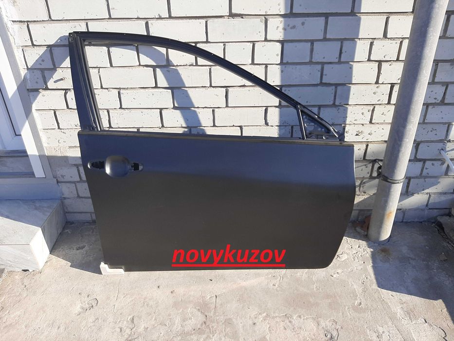 Бампер передний Toyota Camry SE Тойота Камри 50 11-14 XV50 USA SE