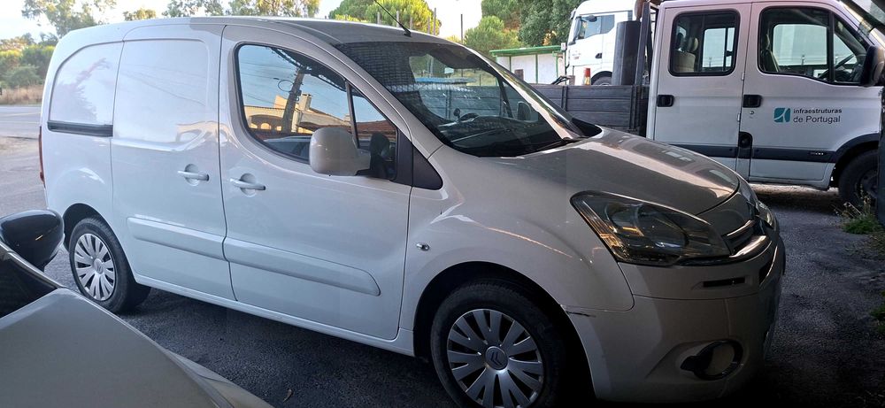 Citroen berlinho diesel  1500 Ano 2015