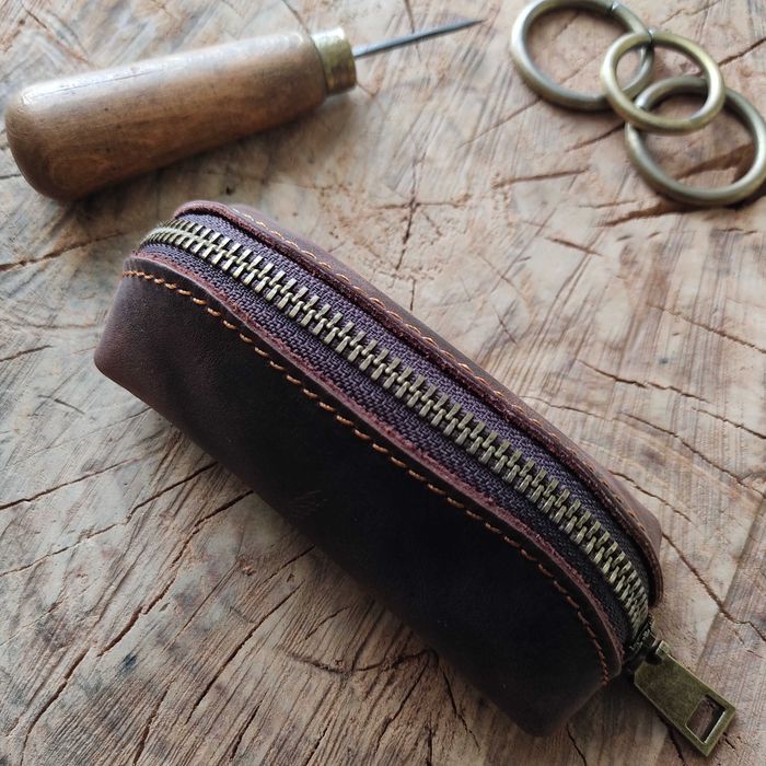 Ключниця. Шкіра. Ручна робота.