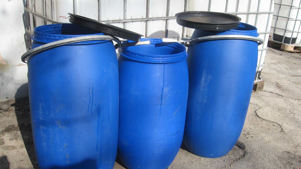 Бочки пластиковые 50,125, 220л, пробки на бочки