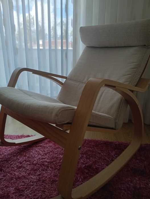 Cadeira baloiço, Ikeia