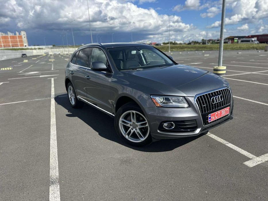 Audi Q5 2016 р 2.0 бензин