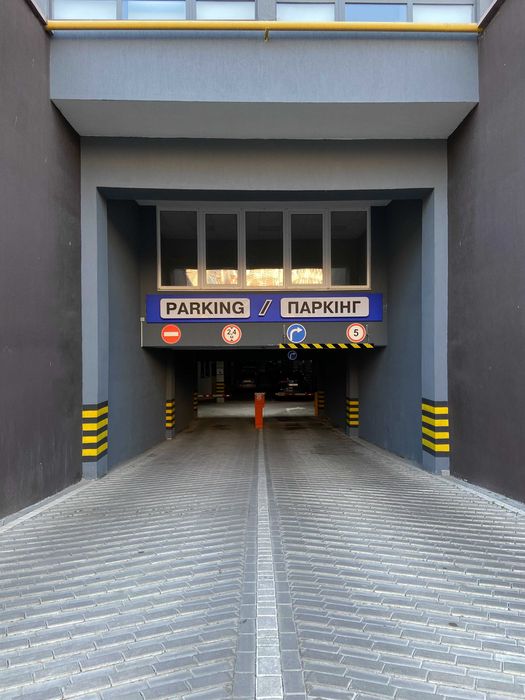 Продам гараж у центрі ЖР Княгинин збудований вул Княгинин-Галицька