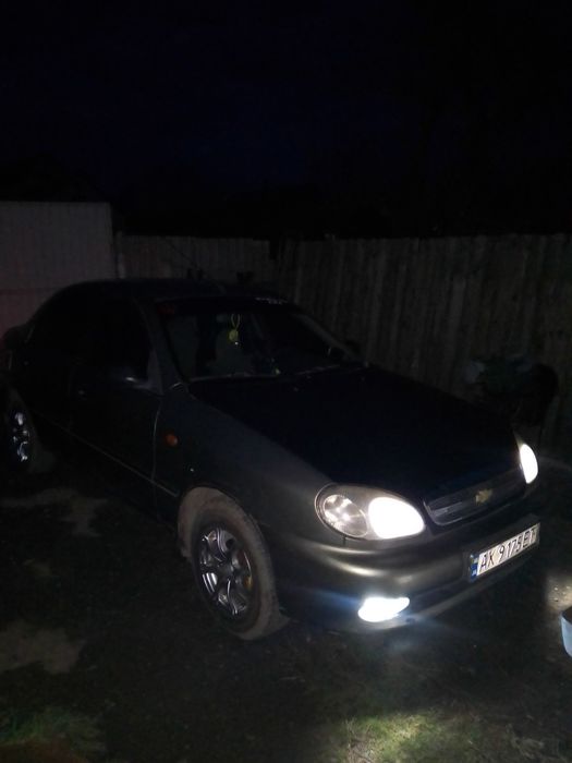 Део Ланос сенс 1300