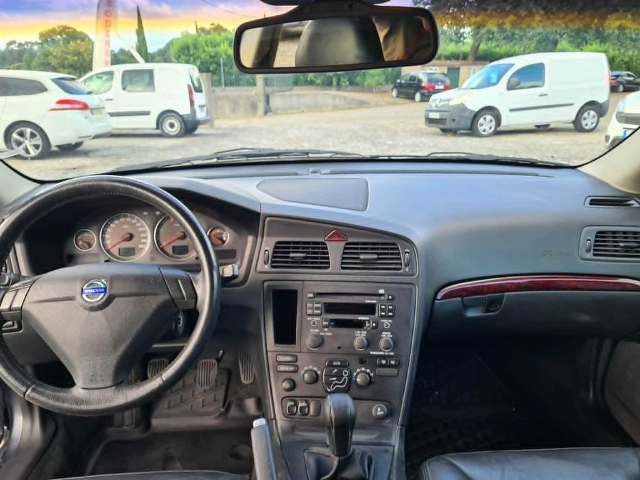 VOLVO S60 D5 NACIONAL
