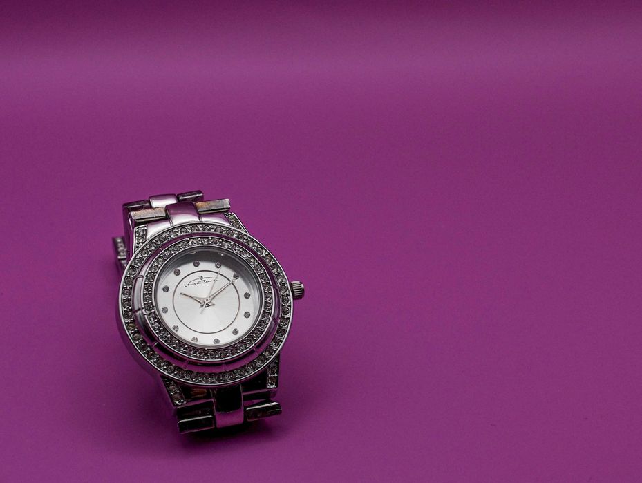 Relógio feminino Senso di Donna, nunca usado.