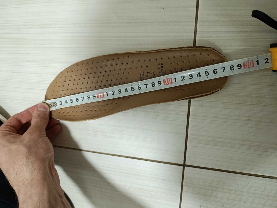 кросівки GEOX  размер 41