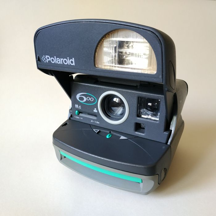 Фотоаппарат Polaroid 600