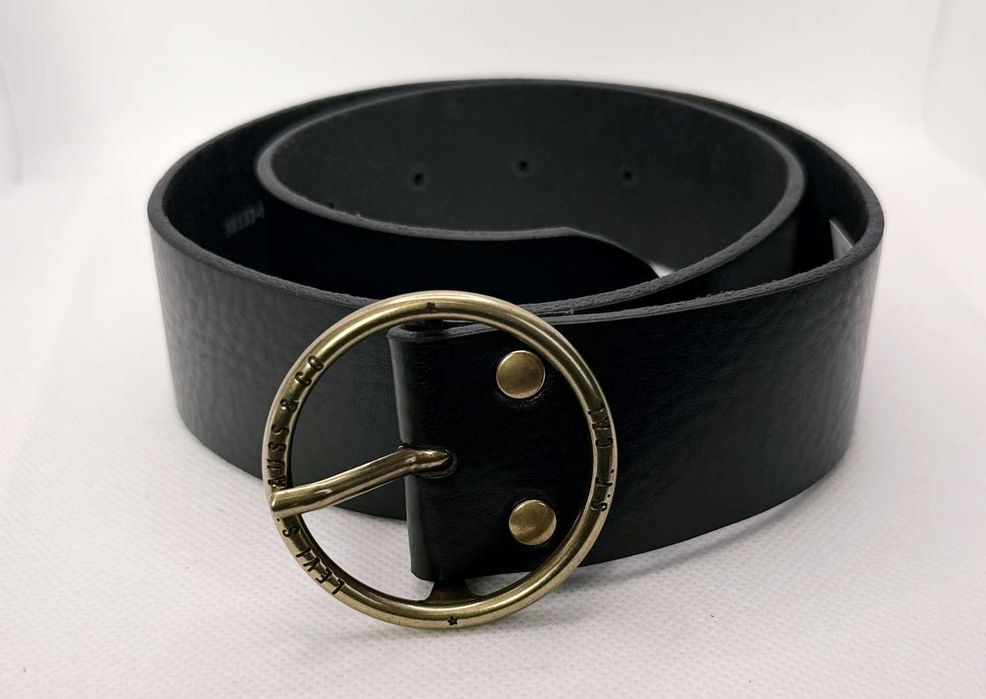 Czarny damski pasek Levi's Athena r. 60