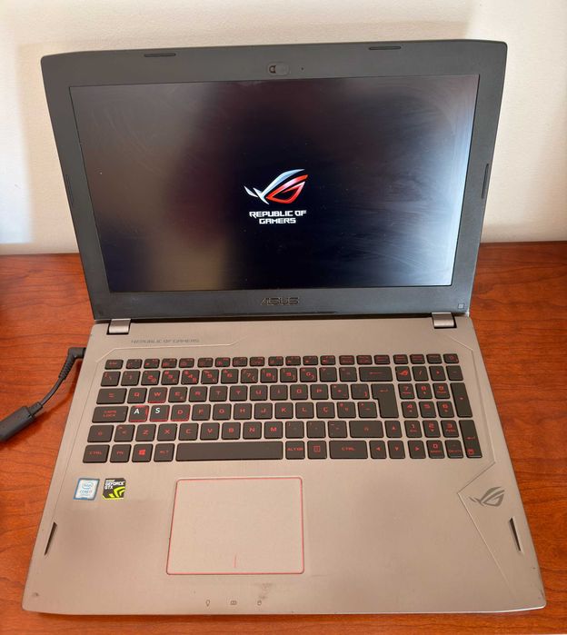 Asus ROG Gaming|15.6"FulHD|i7-7700HQ|16Gb Ram|GTX1060 6Gb|Bateria NOVA