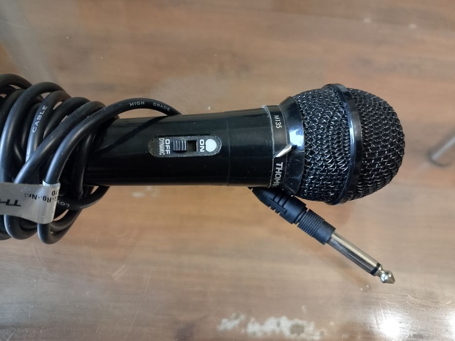 Mikrofon thomson m135, sprawny