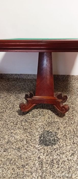 Mesa de jogo como nova