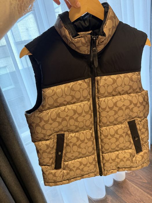 Жилетка безрукавка coach