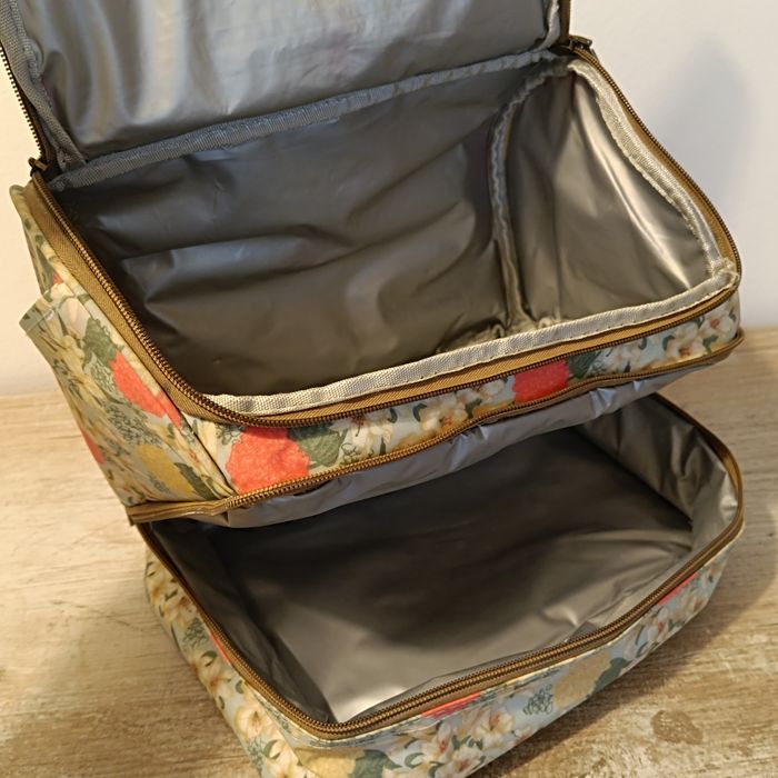 Lancheira de senhora