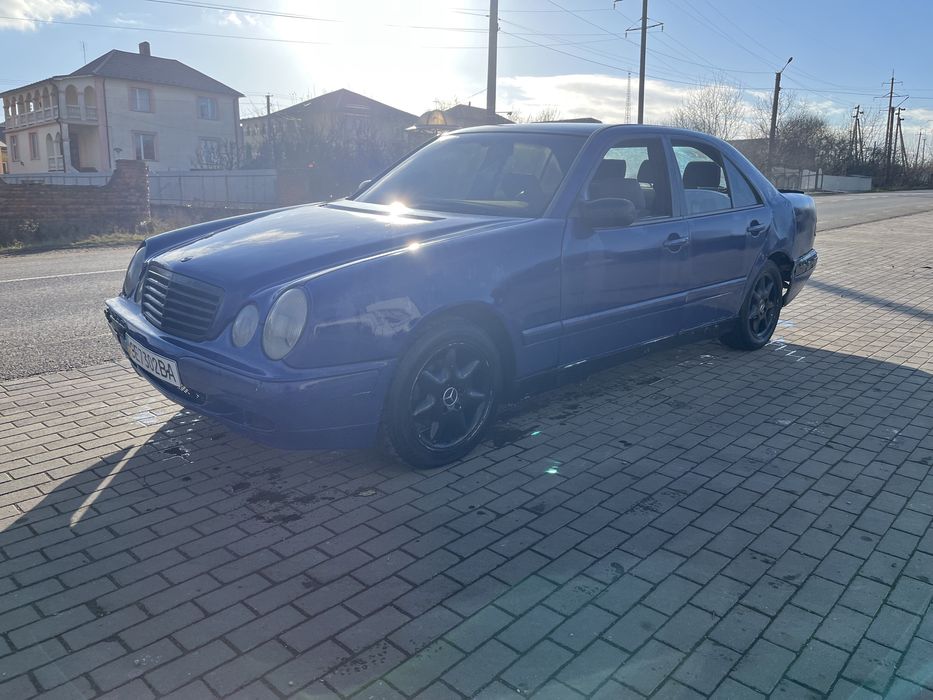 Mercedes W210 2.2 CDI. Обмін на мото, авто.