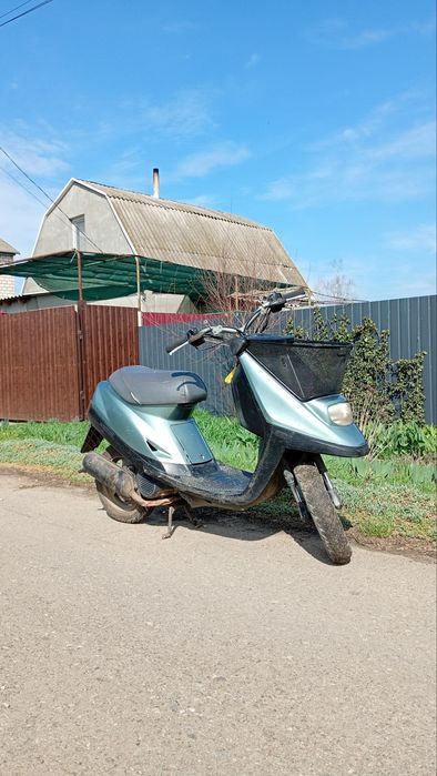 Yamaha jog poche 3kj

мопед обслужен

едет 65-70 без нареканий, отсечки нет 

обмен н