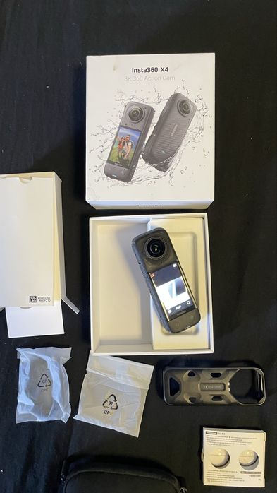 Экшен камера Insta360 x4