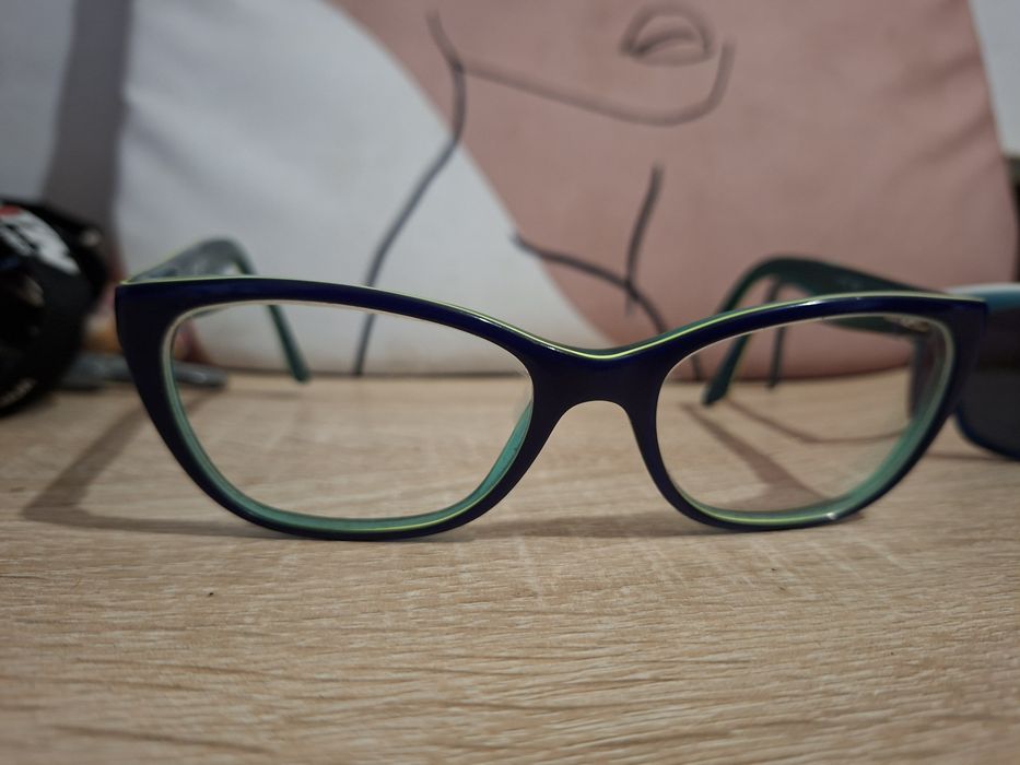 Okulary korekcyjne dziecięce, oprawki Vogue, okulary słoneczne
