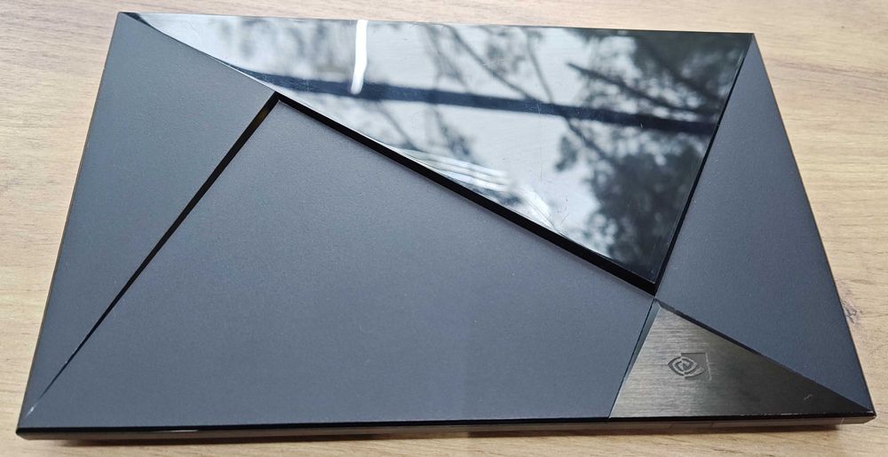 NVIDIA Shield TV P2571 з диском 500 ГБ (модель Pro)