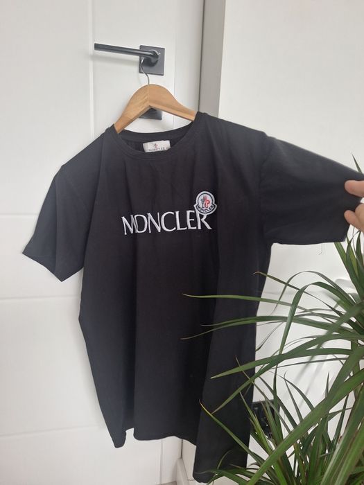 Tshirt t-shirt meski czarny L 40 moncler