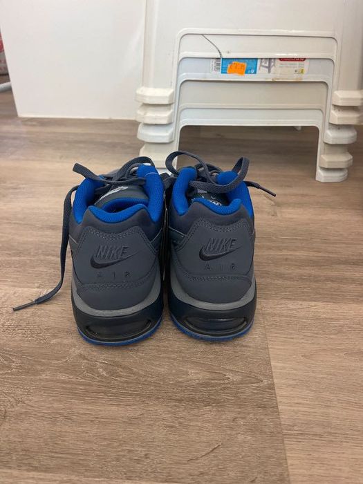 Nike Air Max Azul e Cinzento
