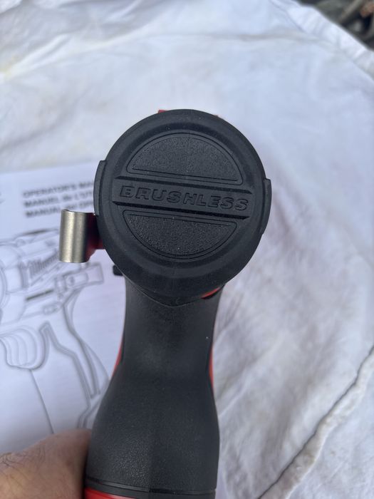 Milwaukee m12  3450-20  с сумкой