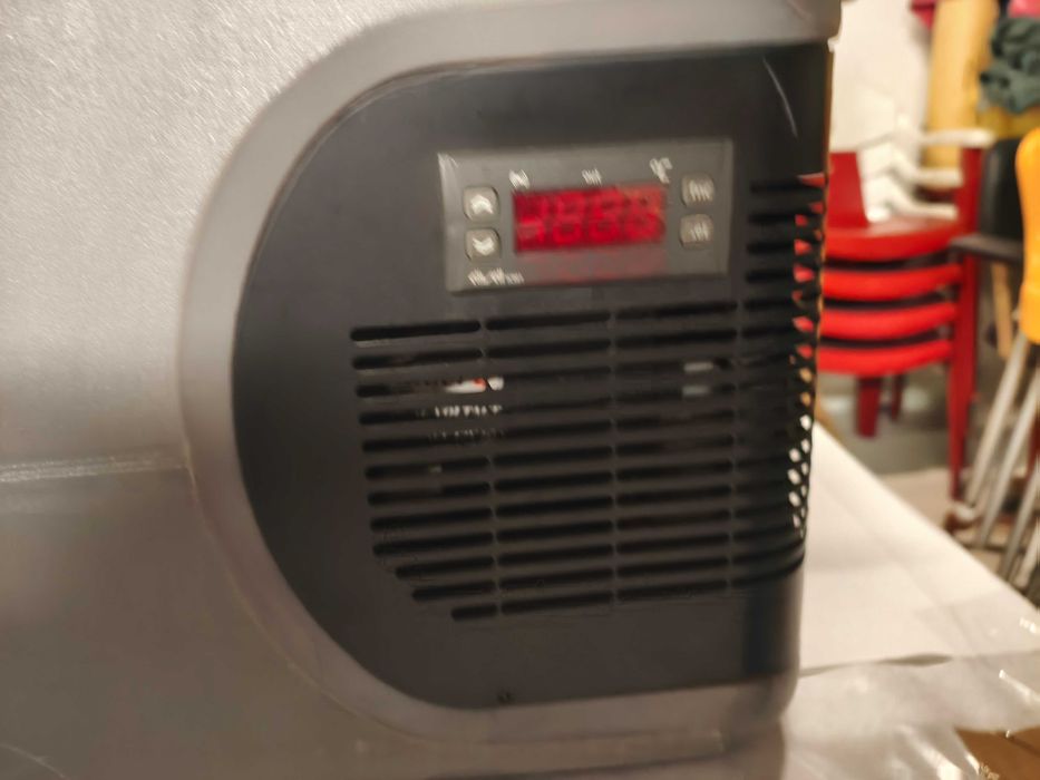 Frigorífico Portátil Elétrico 12V/24V + 230V (Carro/Camião/Camping)