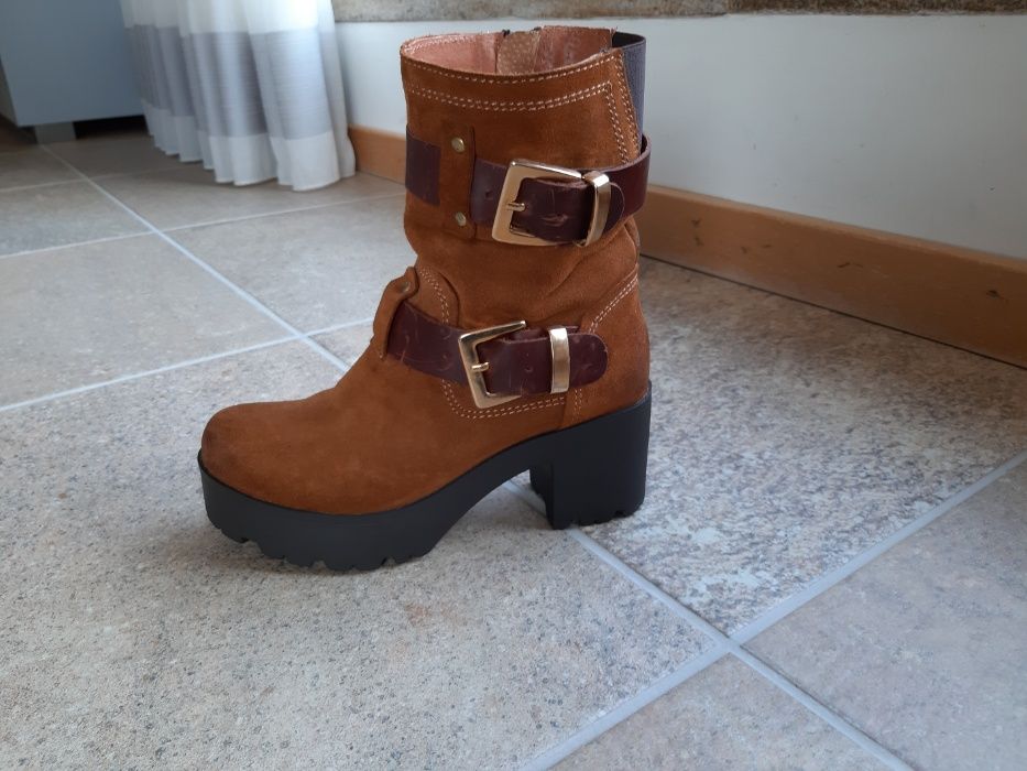 Botas de salto alto