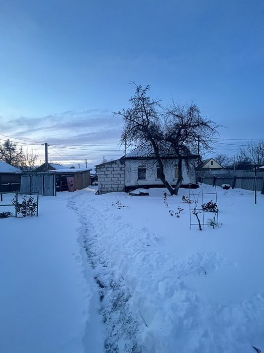 Продам будинок                              .