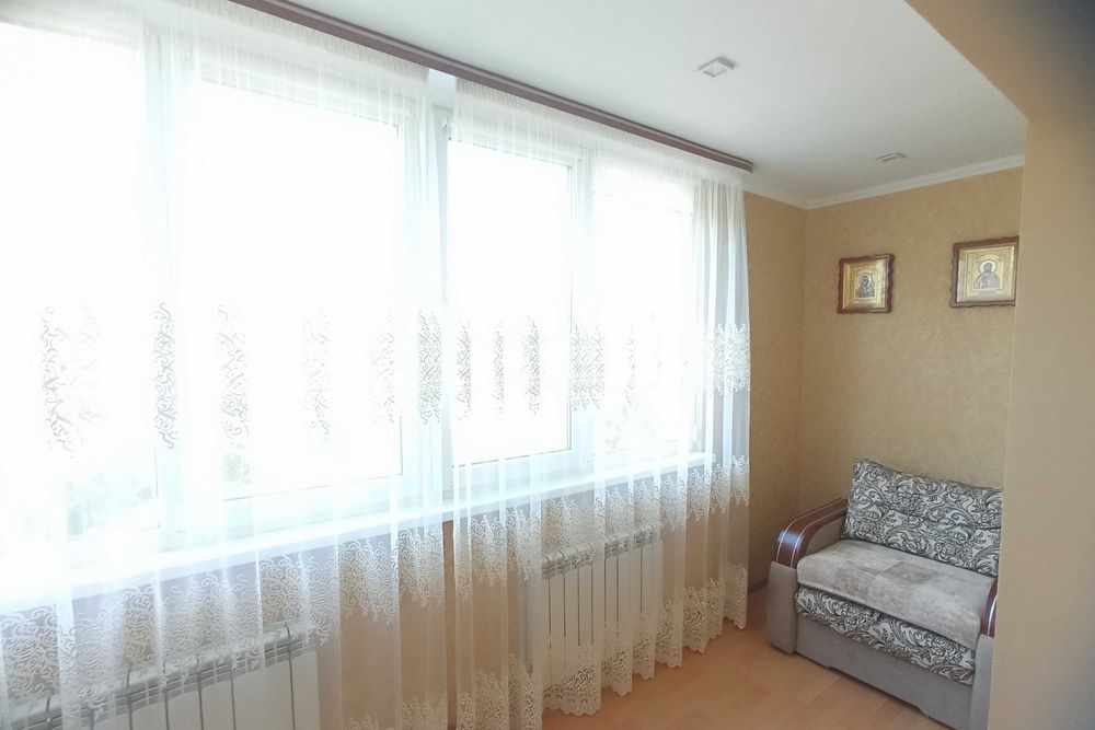 Продам двохкімнатну квартиру в смт. Вапнярка.